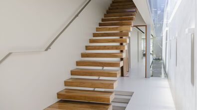 Schwebende Treppe selbst bauen