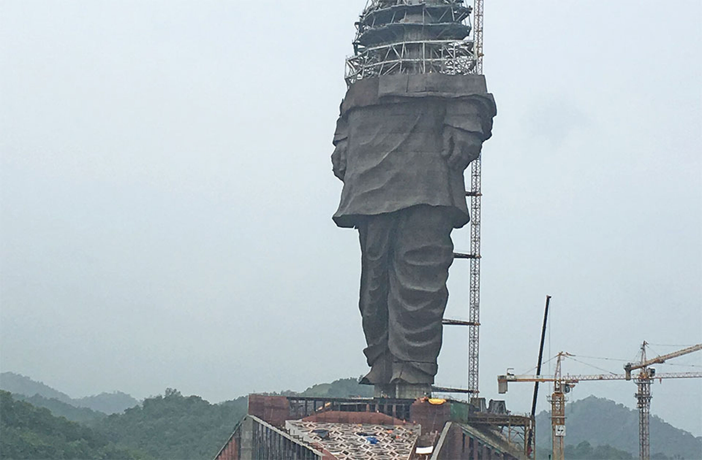 Anchors for the tallest statue in the world fischer international