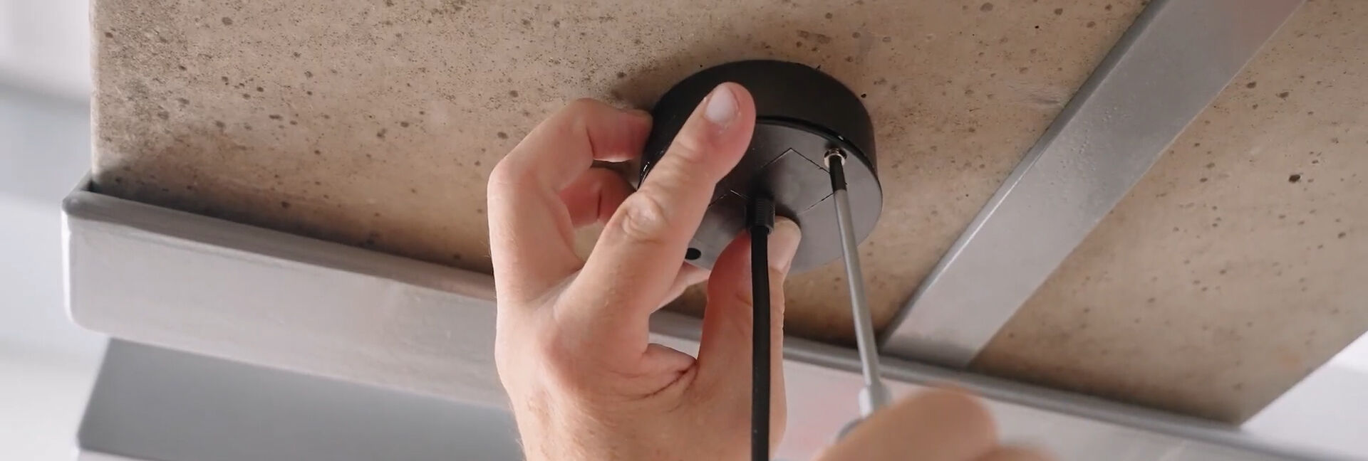 Sichere und effiziente Überkopfmontagen