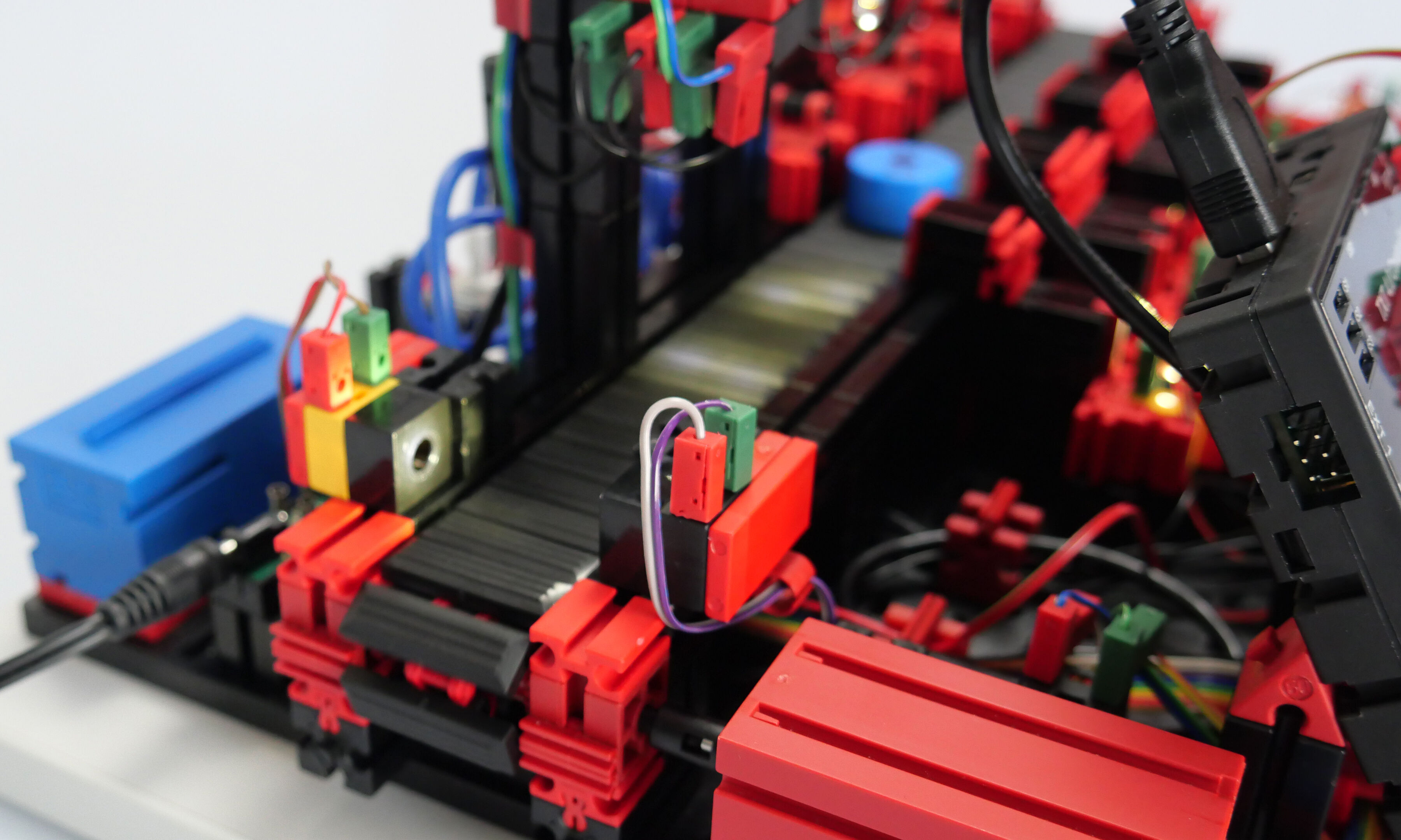 null: "Quality control with AI 9V"